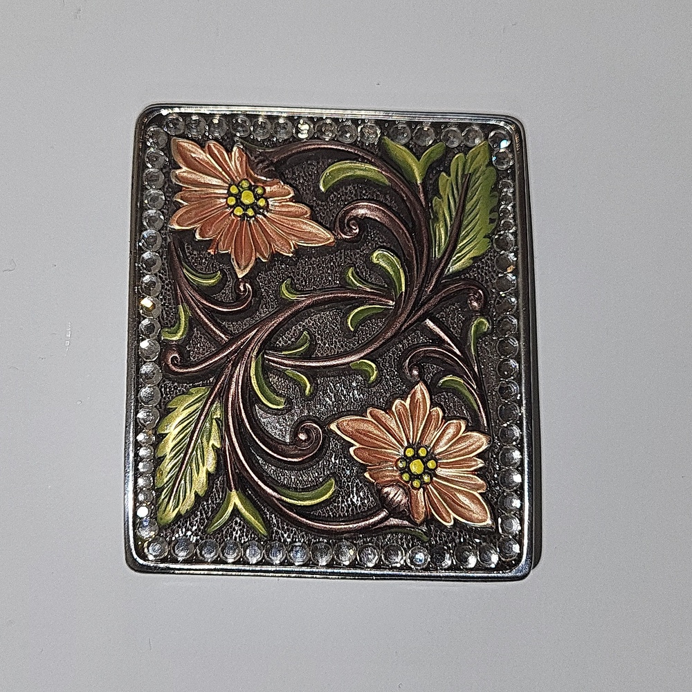Cute Pink and Green Belt Buckle - Picture 1 of 6